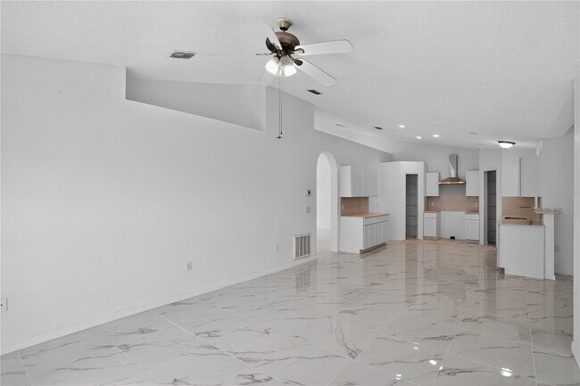 Building Photo - 1118 Perpignan Ct