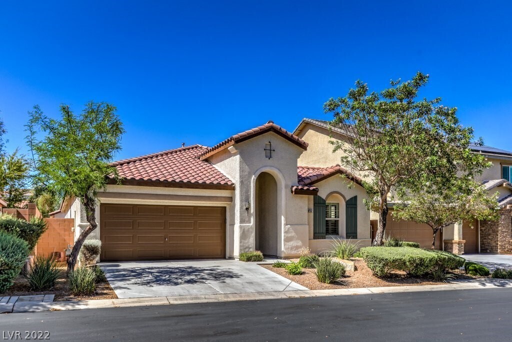 Foto principal - 8752 Younts Peak Ct