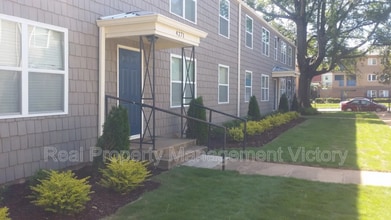 Building Photo - 4271 3rd Ave S
