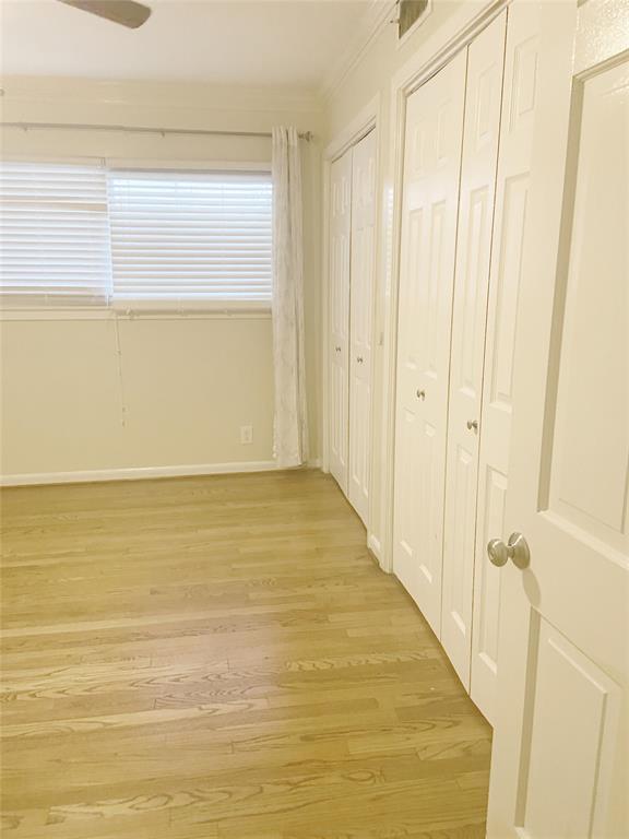 Building Photo - 9650 Winsome Ln