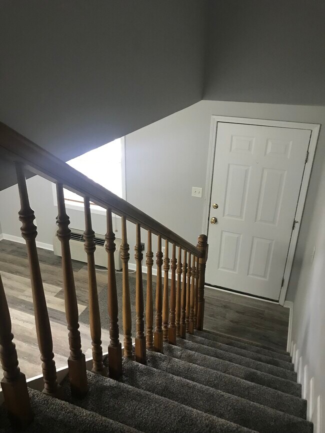 vista de las escaleras - Eagle Creek Apartments