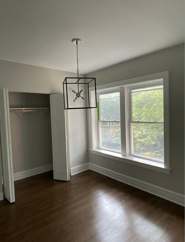 Building Photo - 6507 N Bell Ave