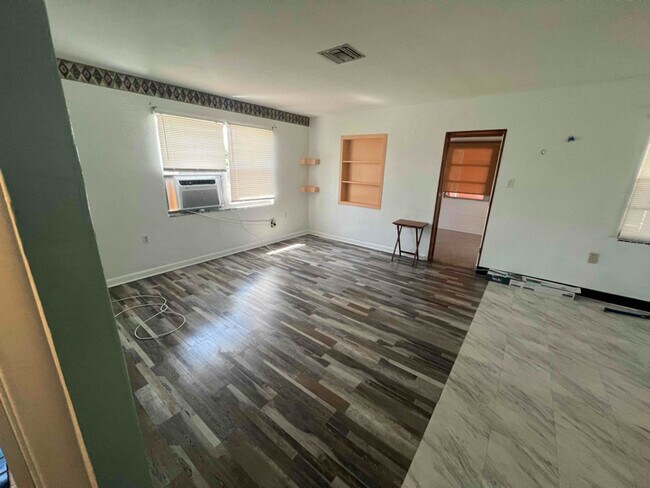 Foto del edificio - 1154 Harbor Dr
