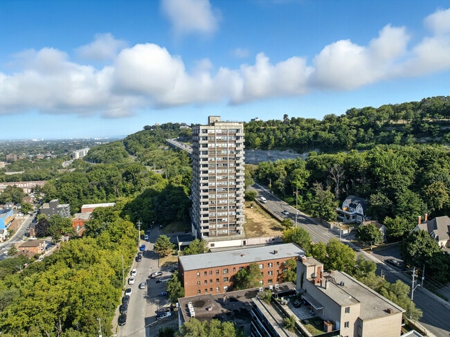 Building Photo - Arkledun