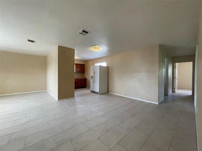 Building Photo - 8819 Judwin St