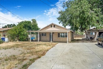 Building Photo - 14928 Yucca Ave