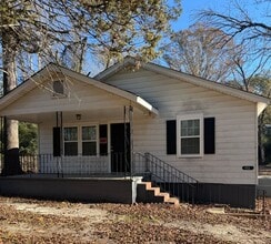 Building Photo - 113 Garrett Rd