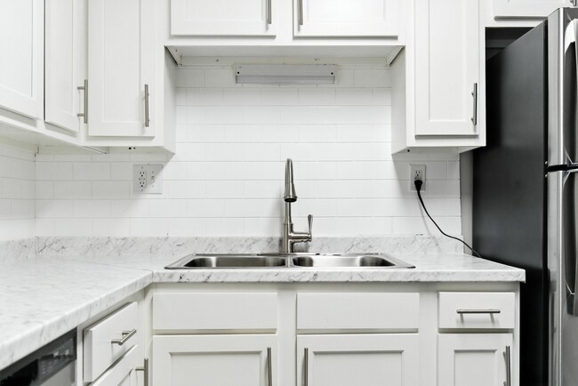 9400 Hurstbourne Park Blvd-123.jpg - The Rye Apartments