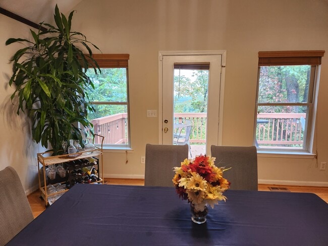 Building Photo - 651 Tulip Poplar Dr