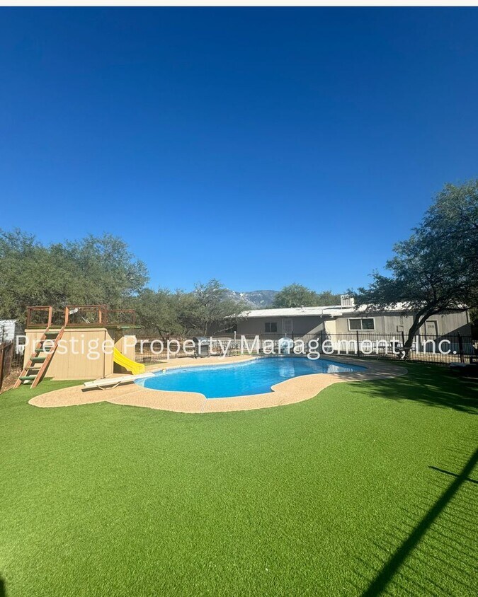Foto principal - Cute 4/2 Northwest Manufactured Home, It C...
