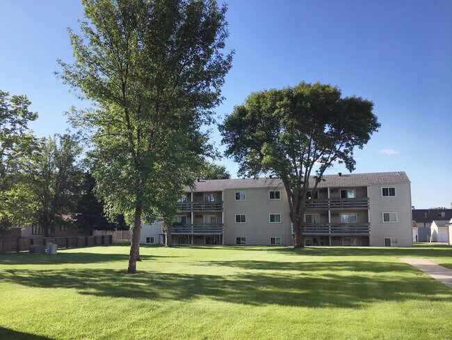 Foto del edificio - 1652 8th St N