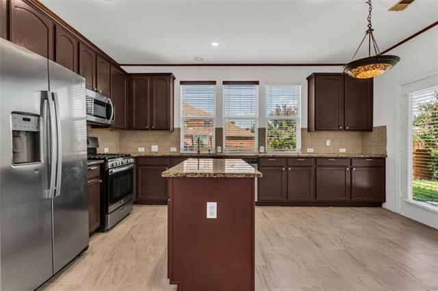 Building Photo - 6902 Amesbury Ln