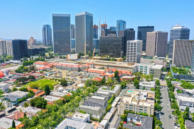 Building Photo - 9936 Durant Dr