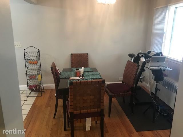 Foto del edificio - 3 br, 1 bath Apartment - 218 Gordon Ave