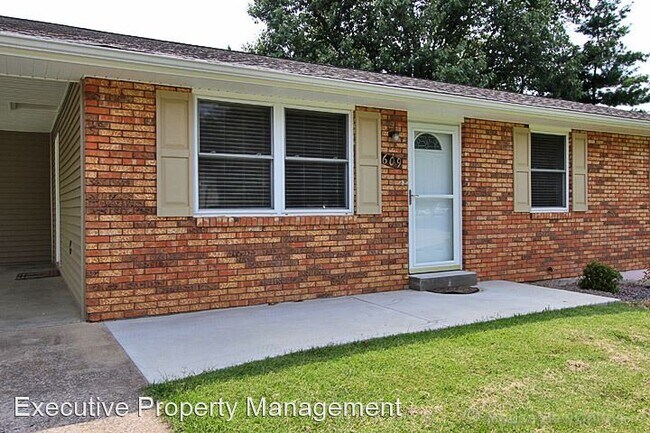 Foto del edificio - 3 br, 2 bath House - 609 Odus Dr