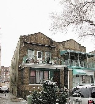 Building Photo - 240 Sullivan Pl