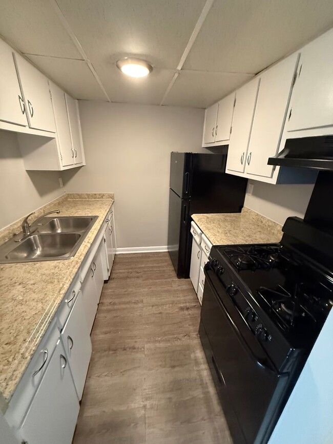 Photo - 2074 Fairmont Ct Apartment