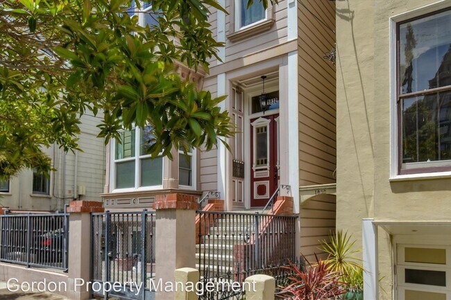 Building Photo - 2 br, 1 bath House - 1832 Page St #3