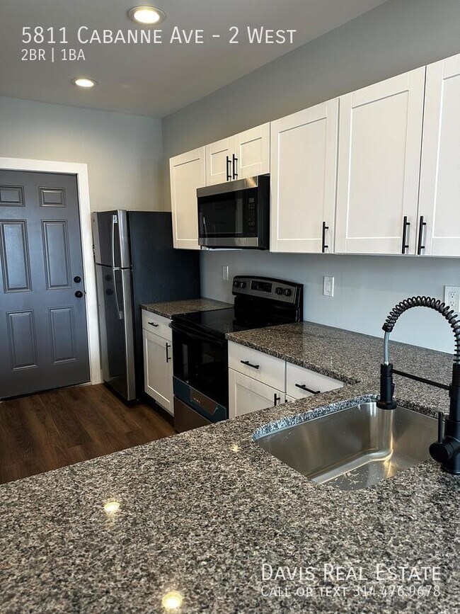 Building Photo - 5811 Cabanne Ave