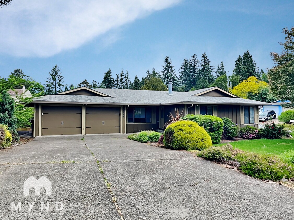 Foto principal - 19225 SW Prospect Pl