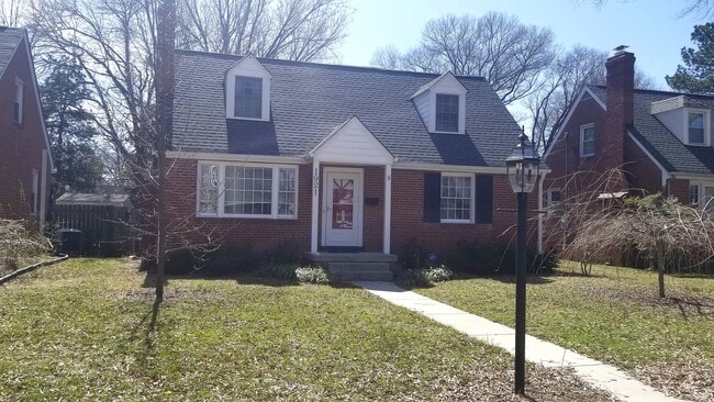 Photo - 1921 Wilmington Ave House