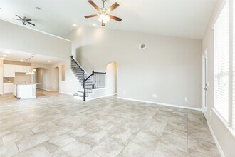 Building Photo - 5302 Silver Ledge Dr