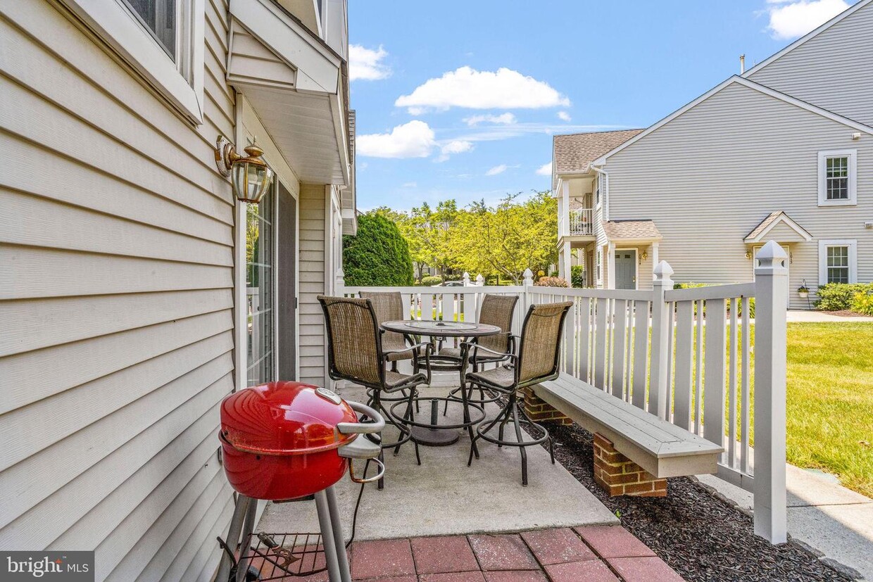 808 Oswego Ct, Mount Laurel Township, NJ 08054 Townhome Rentals in