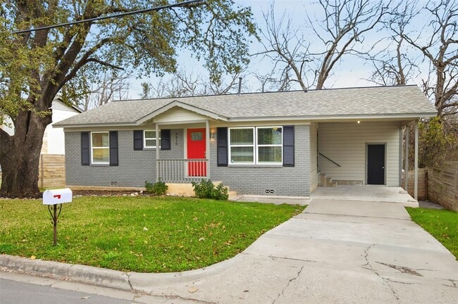 Foto del edificio - 4810 Creekwood Rd