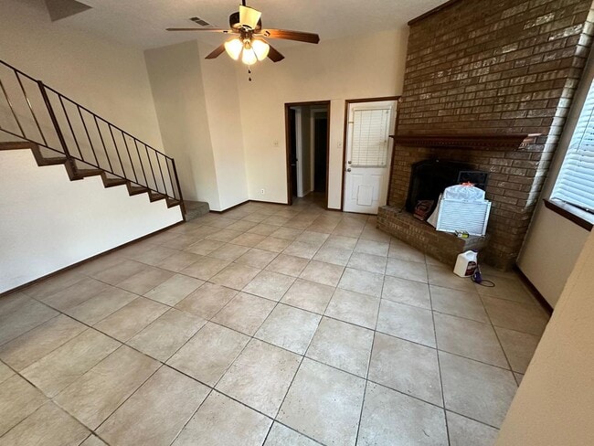 Building Photo - 1500 N Grant Dr