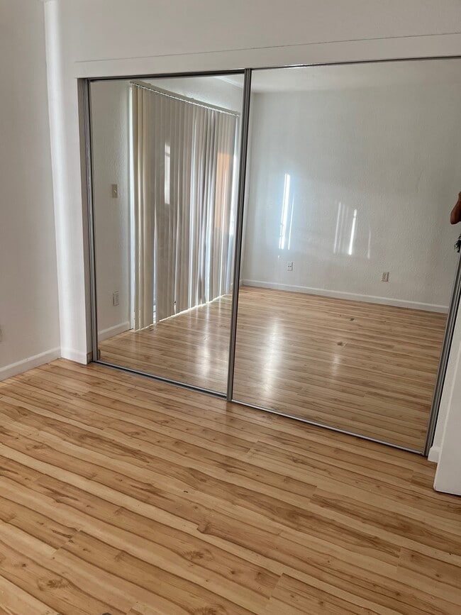 Building Photo - 3634 Bellinger Ct