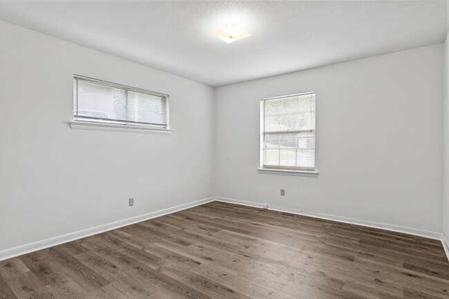 Photo - 3414-3416 Betty Ln Apartment