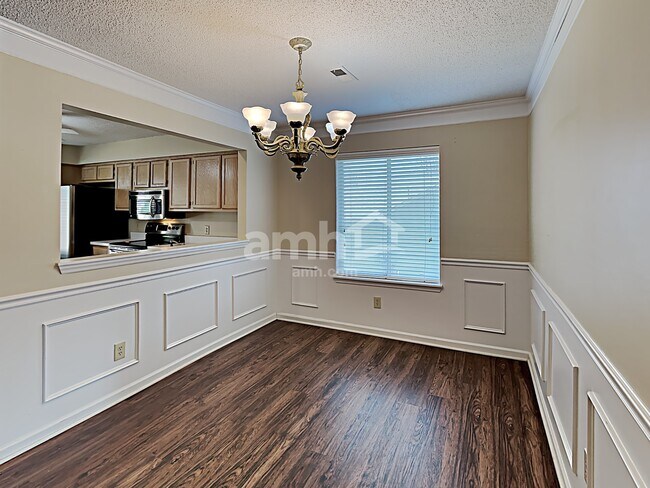 Foto del edificio - 9319 Cedar River Rd