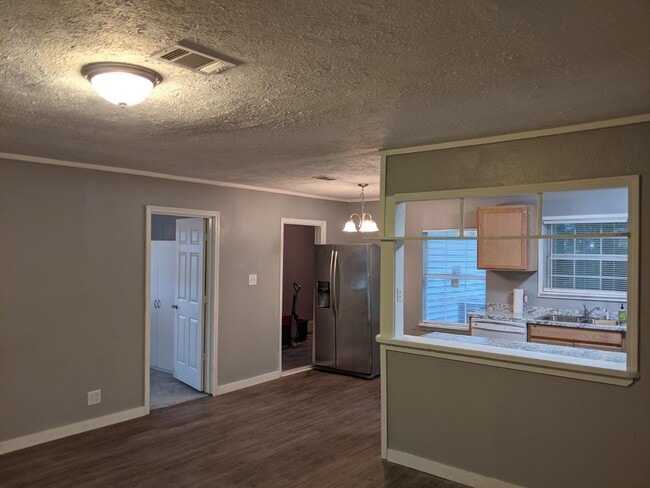 Foto del edificio - 6831 St Augustine St