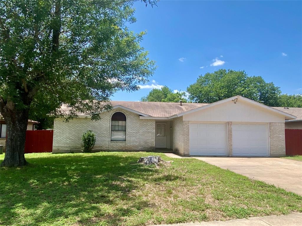 Foto principal - 1202 Meadgreen Dr