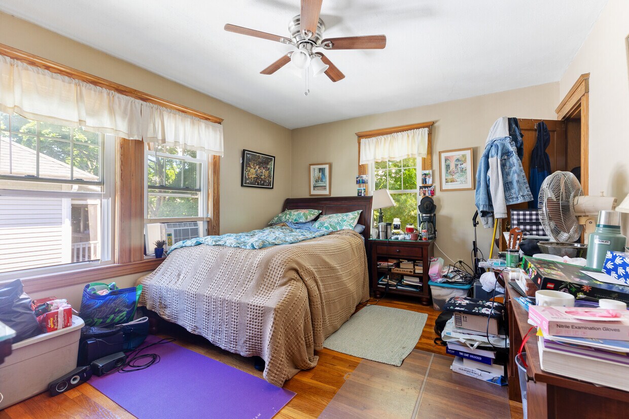 Foto principal - 27 Murray Hill Rd