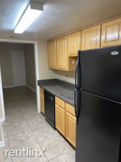Foto del edificio - 6369 Holcomb Way