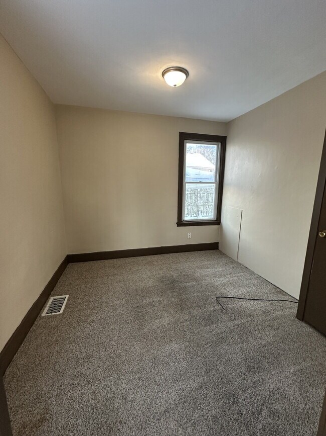 Foto del edificio - 124 N Washington St