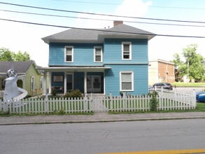 Building Photo - 604 Taylor Ave