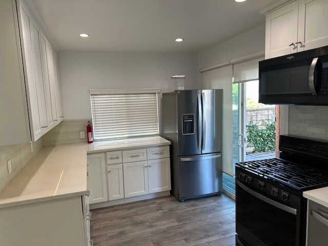 Foto del edificio - 8424 Glider Ave