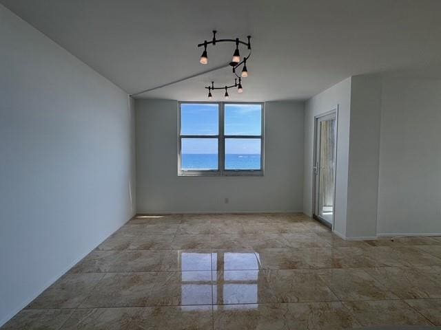 Building Photo - 305 N Pompano Beach Blvd