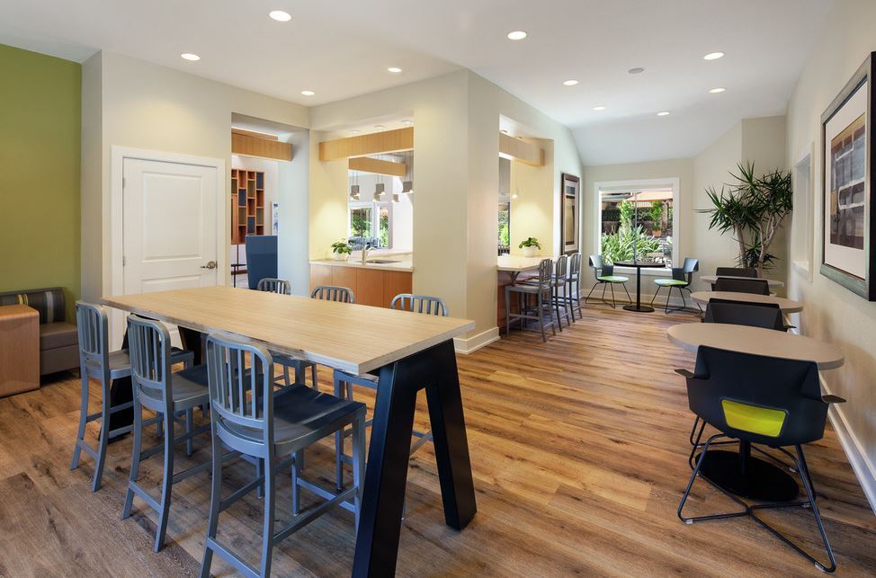 Photo - Stanford Court Apartments