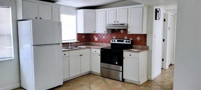 Foto del edificio - 4719 S 88th St
