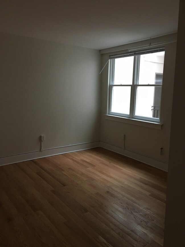 Building Photo - UB Lofts