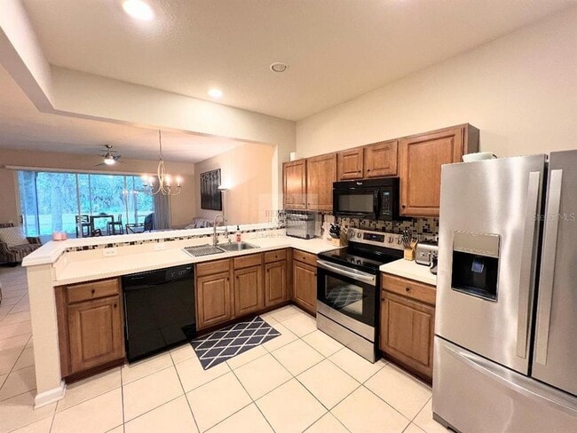 Foto del edificio - 2524 Glenrise Pl