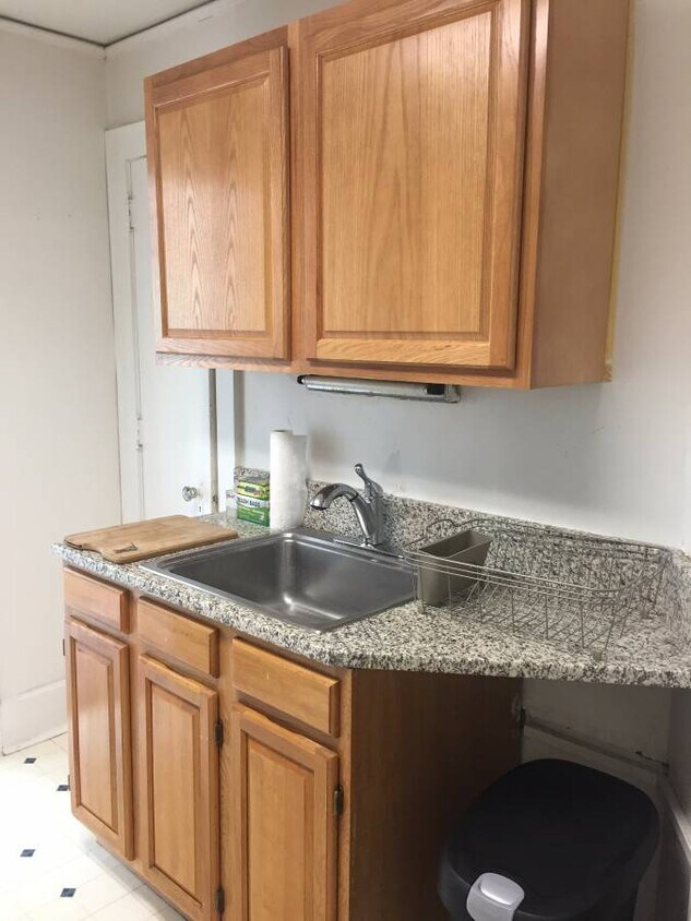 Foto principal - 204 Cornell St