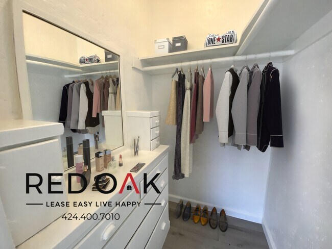 Building Photo - Bright & Sunny Completely Remodeled Two Be...