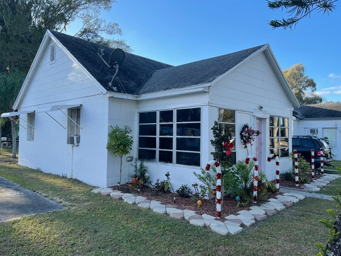 Primary Photo - 328 Bellair Rd