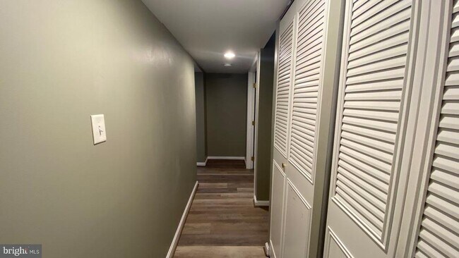 Foto del edificio - 1524 Marlborough Ct