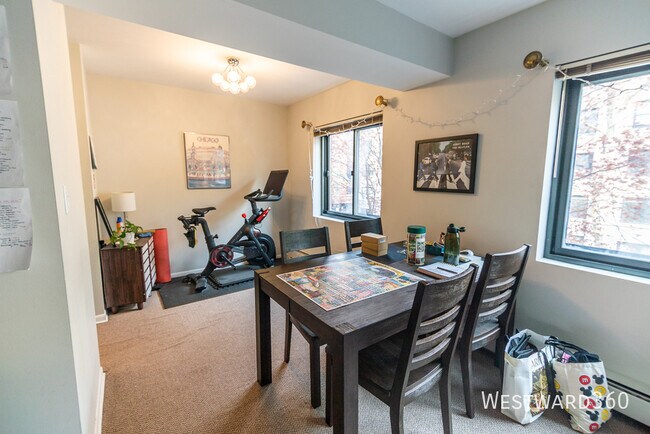 Foto del edificio - 2336 N Commonwealth Ave