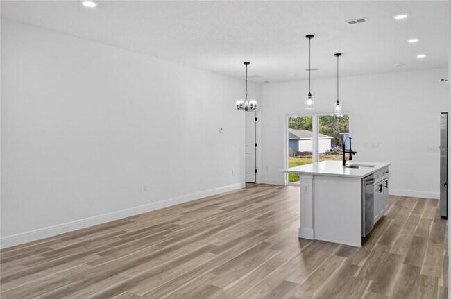 Foto del edificio - 1852 W Quaker Ln